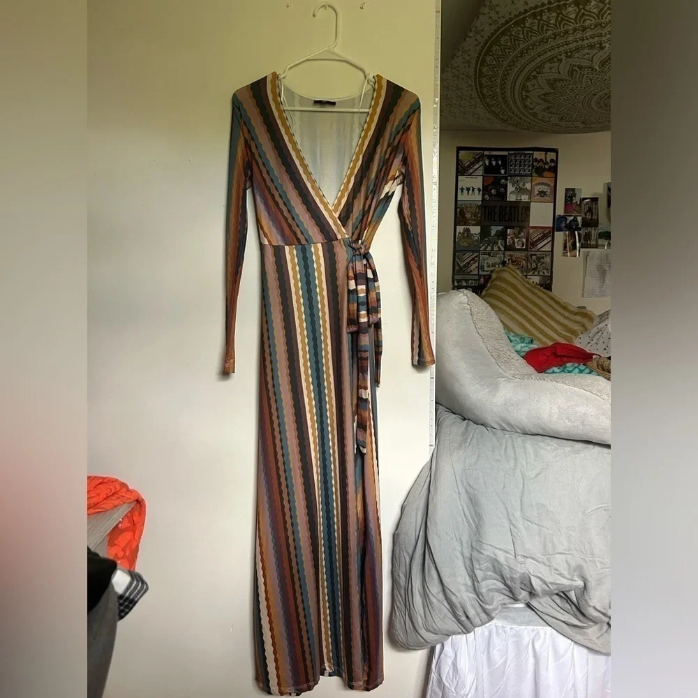 small multi color vici dress! - Picture 1 of 3